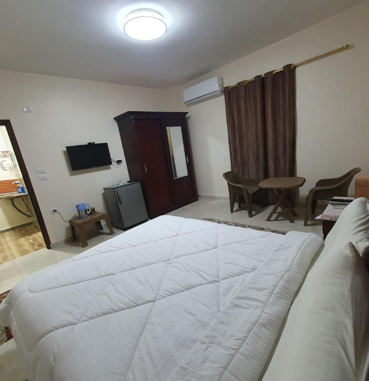 Sobba Pyramids View - Guest House Kafret el-Gabal Buitenkant foto