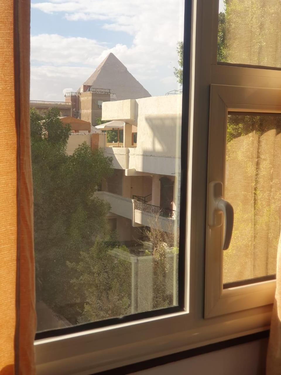 Sobba Pyramids View - Guest House Kafret el-Gabal Buitenkant foto